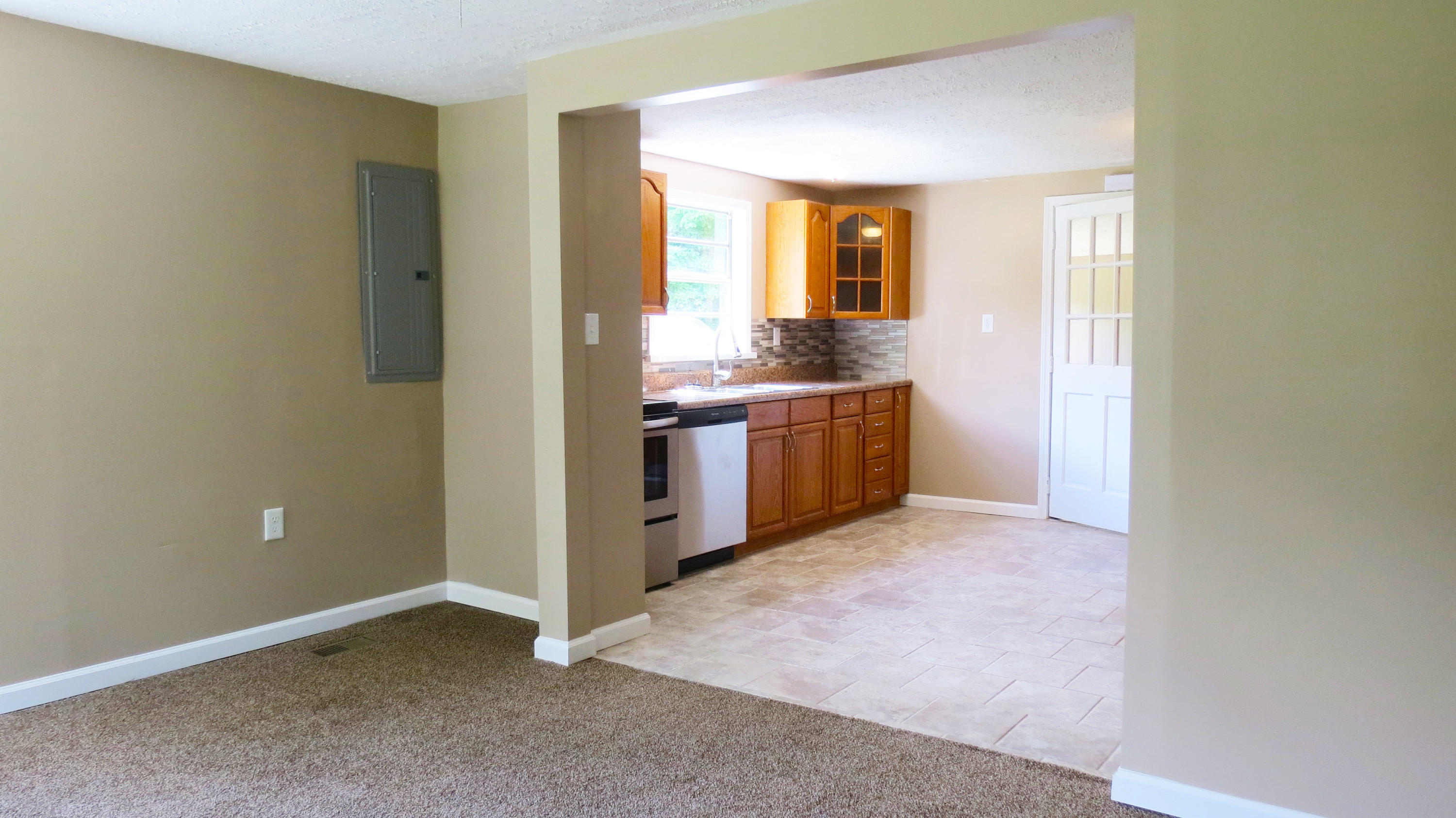 1225 Gamble Drive Heiskell, TN 37754 - Photo 6 of 21 Gamble 10