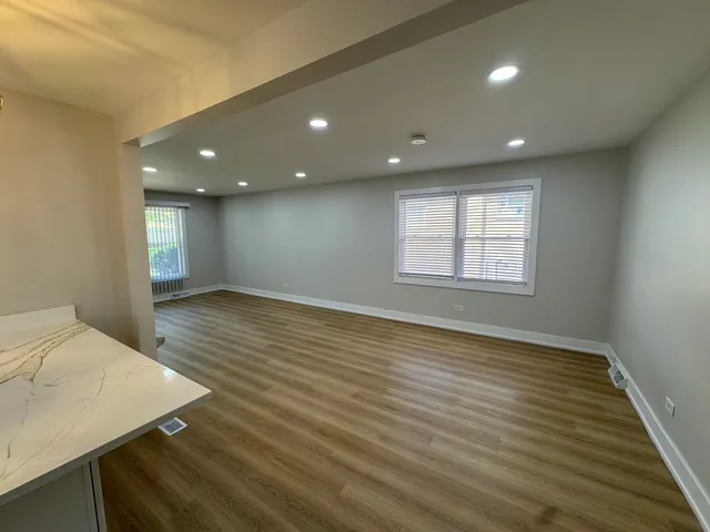 $204,900 | 15037 Irving Avenue, Dolton, IL 60419