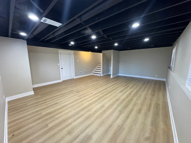 $204,900 | 15037 Irving Avenue, Dolton, IL 60419