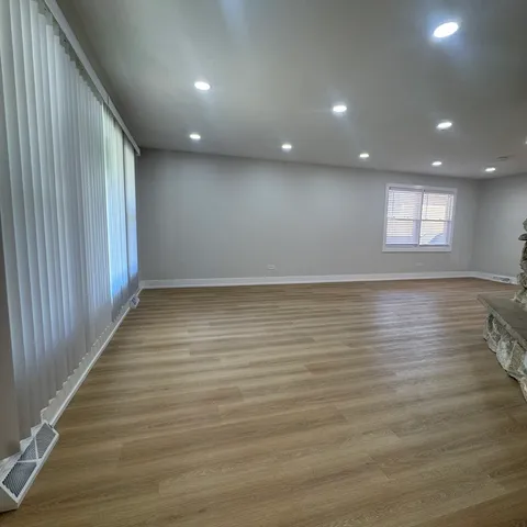 $204,900 | 15037 Irving Avenue, Dolton, IL 60419