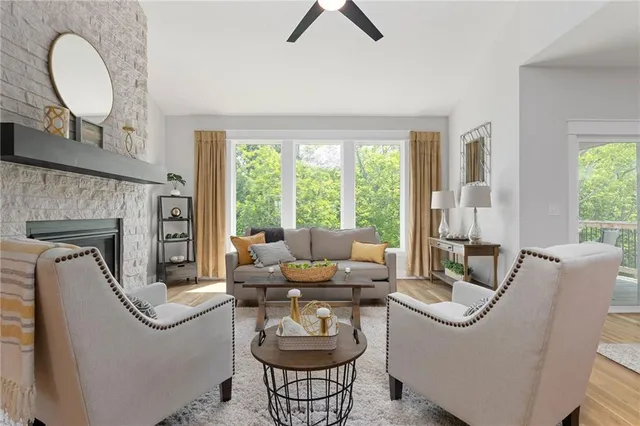 $585,000 | 31401 West 85th Street, De Soto, KS 66018