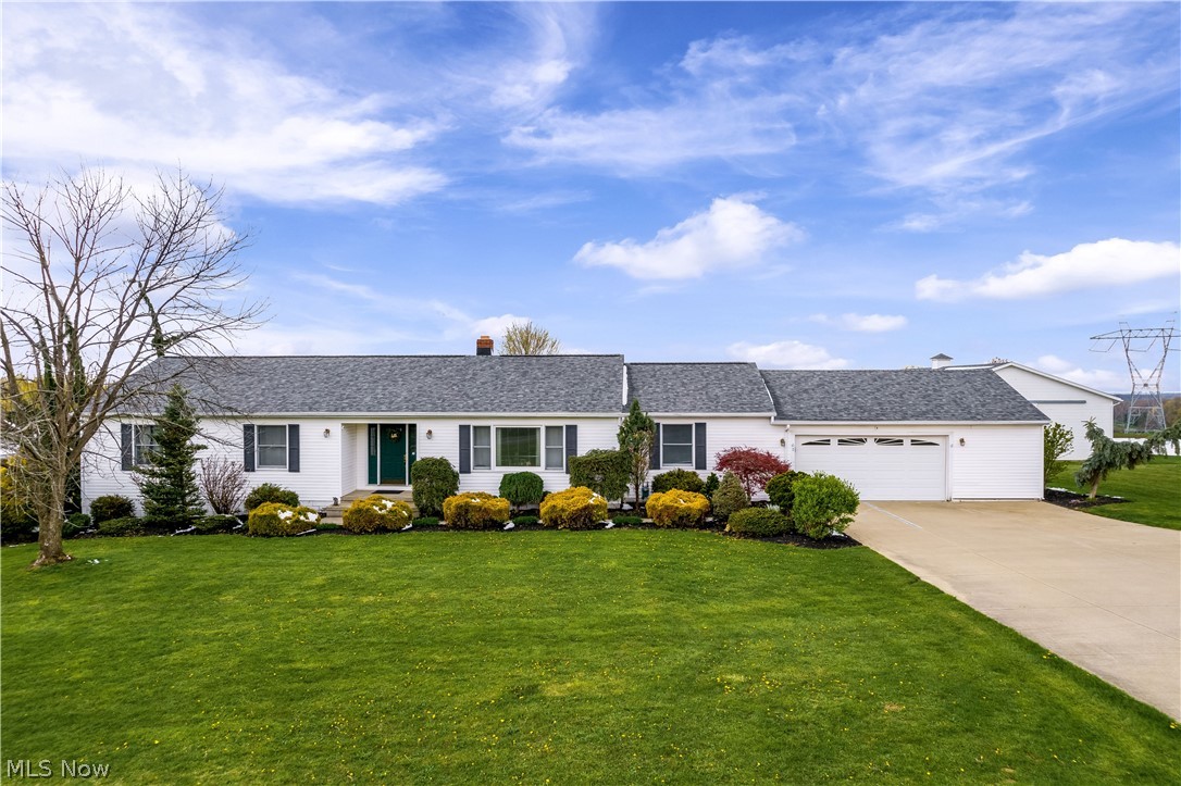 4076 Nichols Road Medina, OH 44256 - Photo 1 of 35 Gallery Image 1