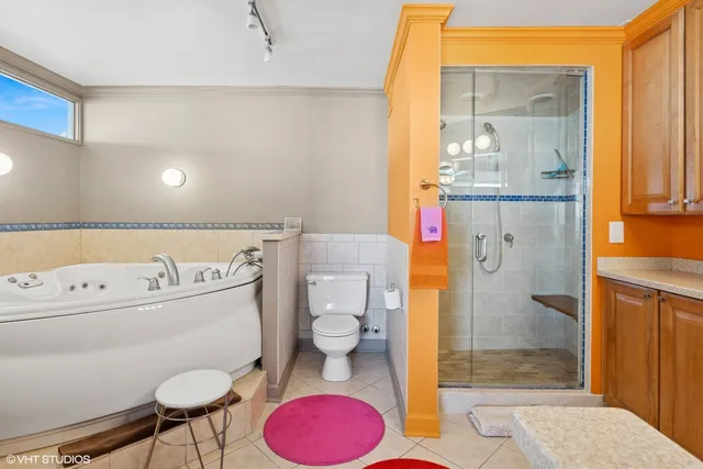 $600,000 | 5455 North Sheridan Road, Unit 36013602, Chicago, IL 60640