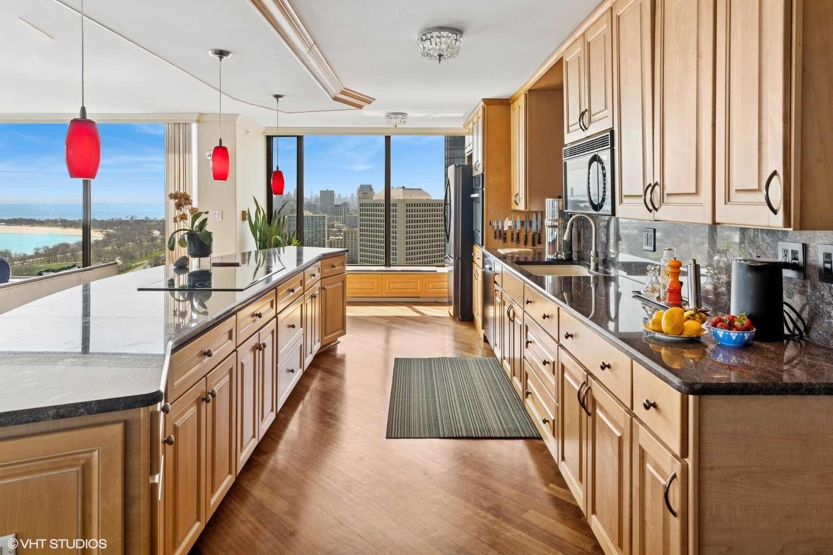 5455 North Sheridan Road, Unit 36013602 Chicago, IL 60640 - Photo 5 of 34