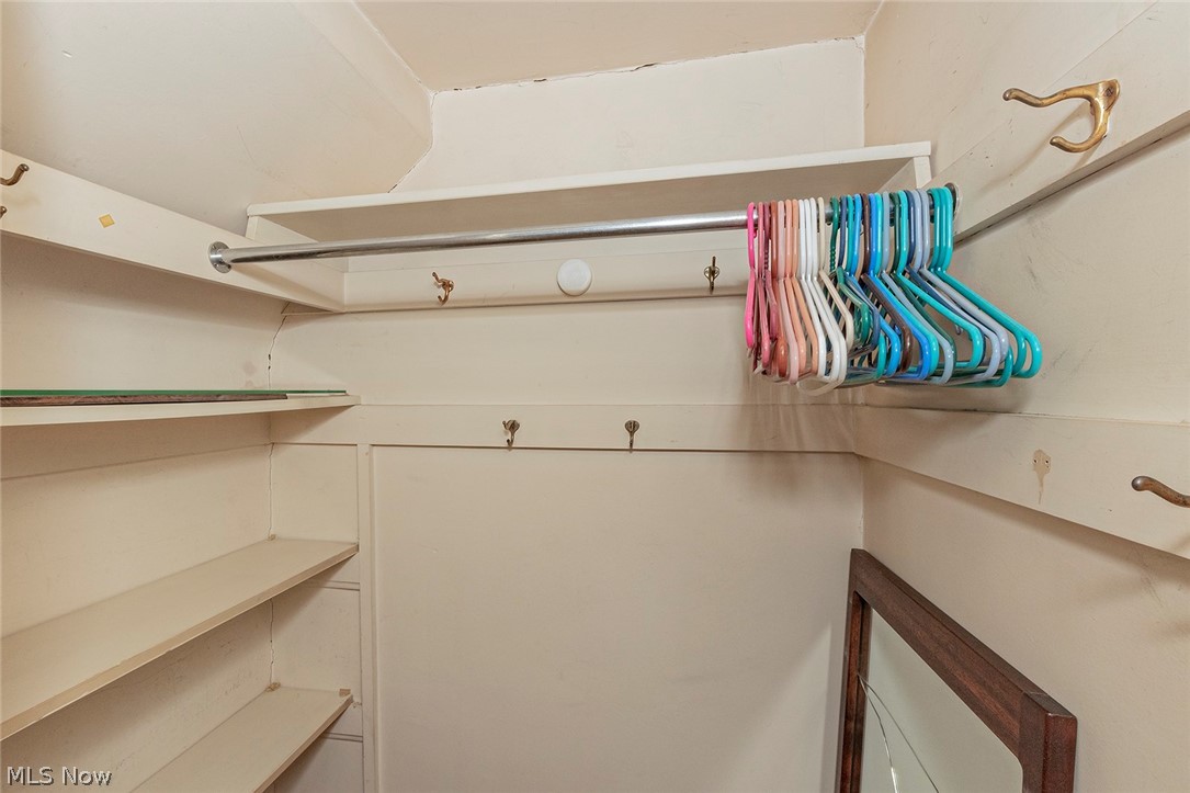 4017 Bluestone Road Cleveland Heights, OH 44121 - Photo 19 of 30 Gallery Image 19