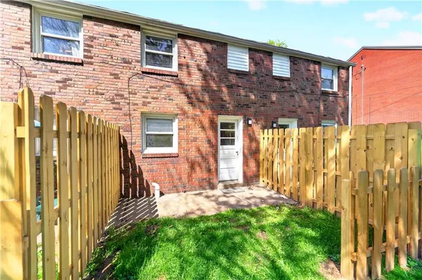$1,250 | 627 2nd Street, Unit 621, Verona, PA 15147