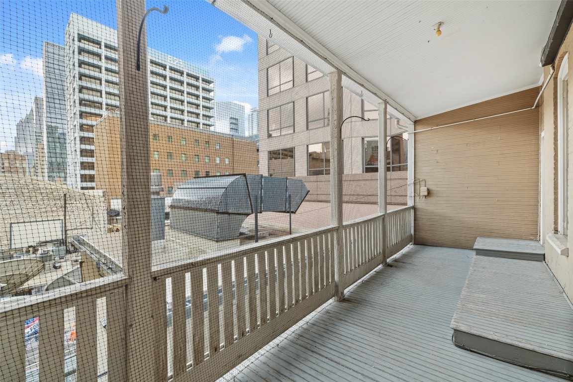 109 East 10th Street Austin, TX 78701 - Photo 31 of 38 a view of balcony