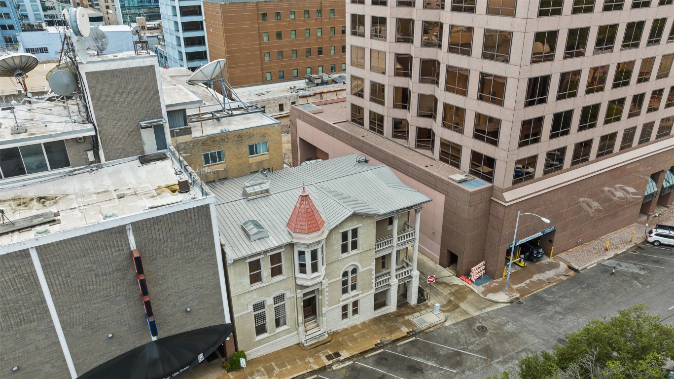 109 East 10th Street Austin, TX 78701 - Photo 34 of 38 a view of a building with many windows