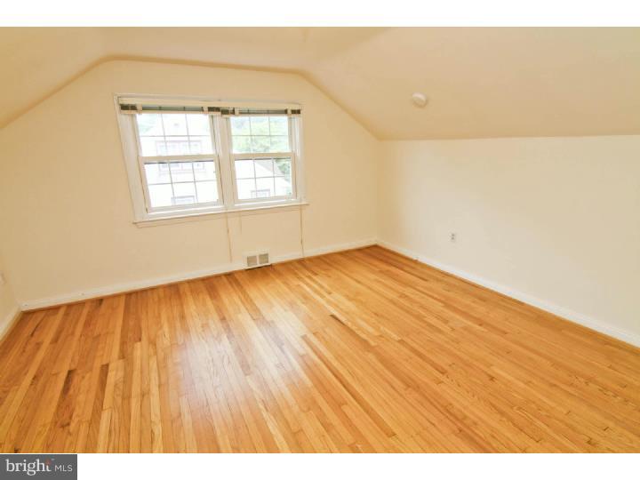 438 Wayne Avenue Springfield, PA 19064 - Photo 14 of 16