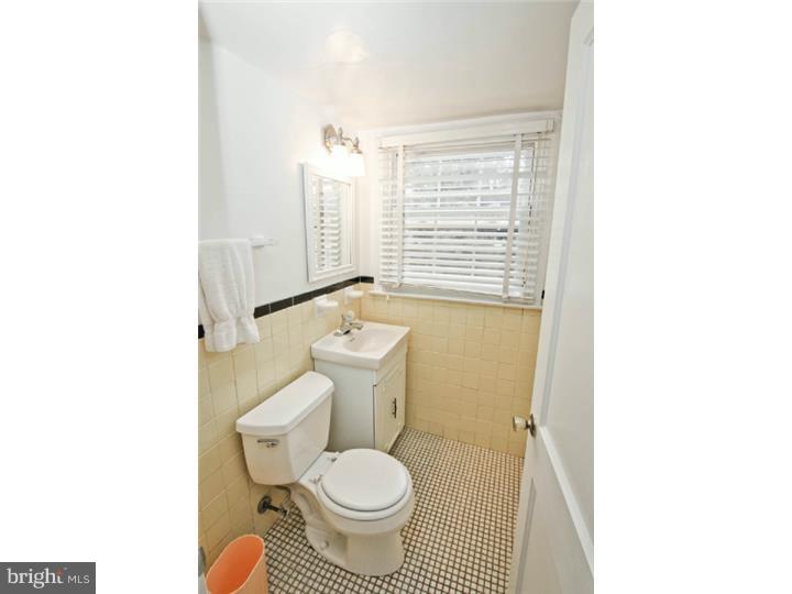 438 Wayne Avenue Springfield, PA 19064 - Photo 16 of 16