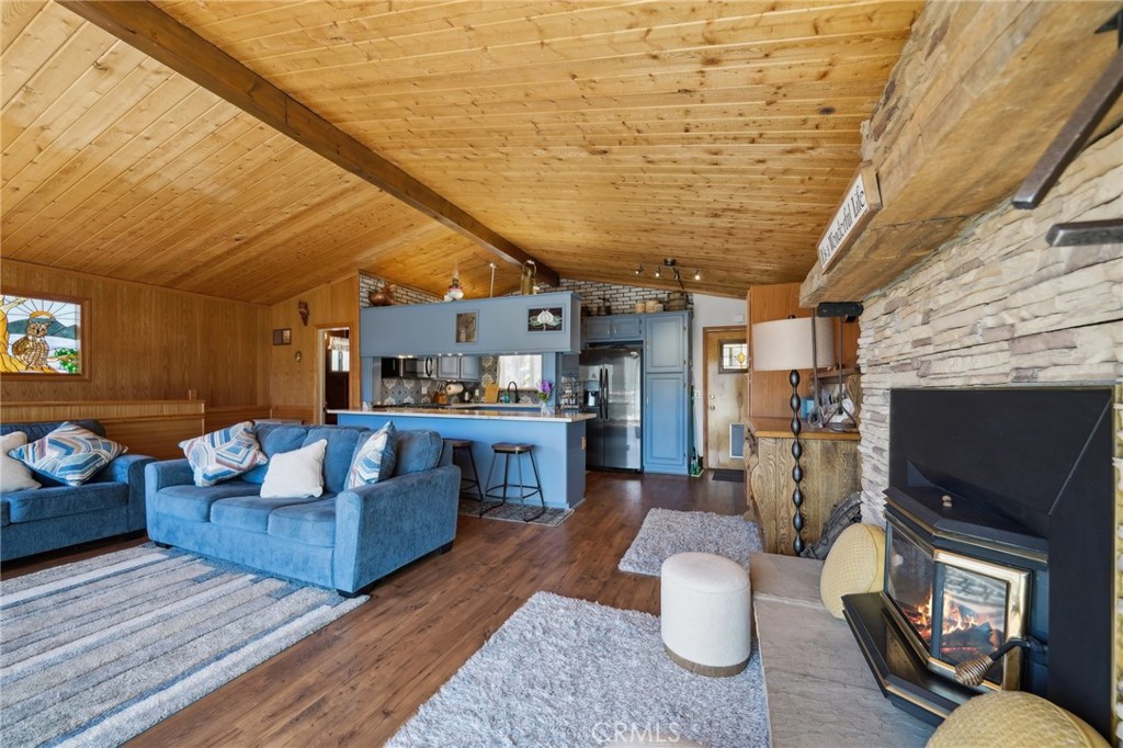 1179 Ridge Road Fawnskin, CA 92333 - Photo 19 of 74 Gallery Image 19