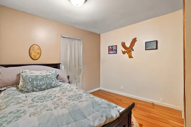 $289,900 | 706 North Colfax Street, Griffith, IN 46319