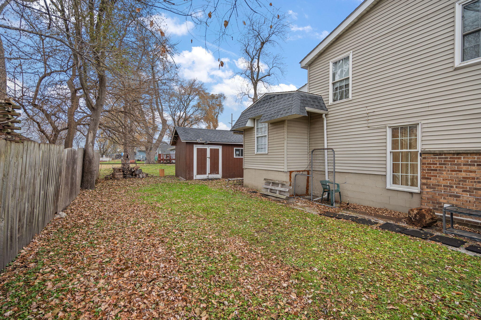 706 North Colfax Street Griffith, IN 46319 - Photo 23 of 25 a house view with a backyard space