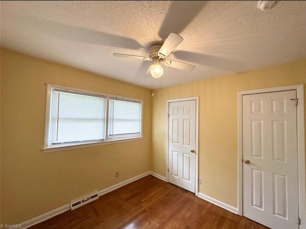 305 Clapp Street Graham, NC 27253 - Photo 7 of 9