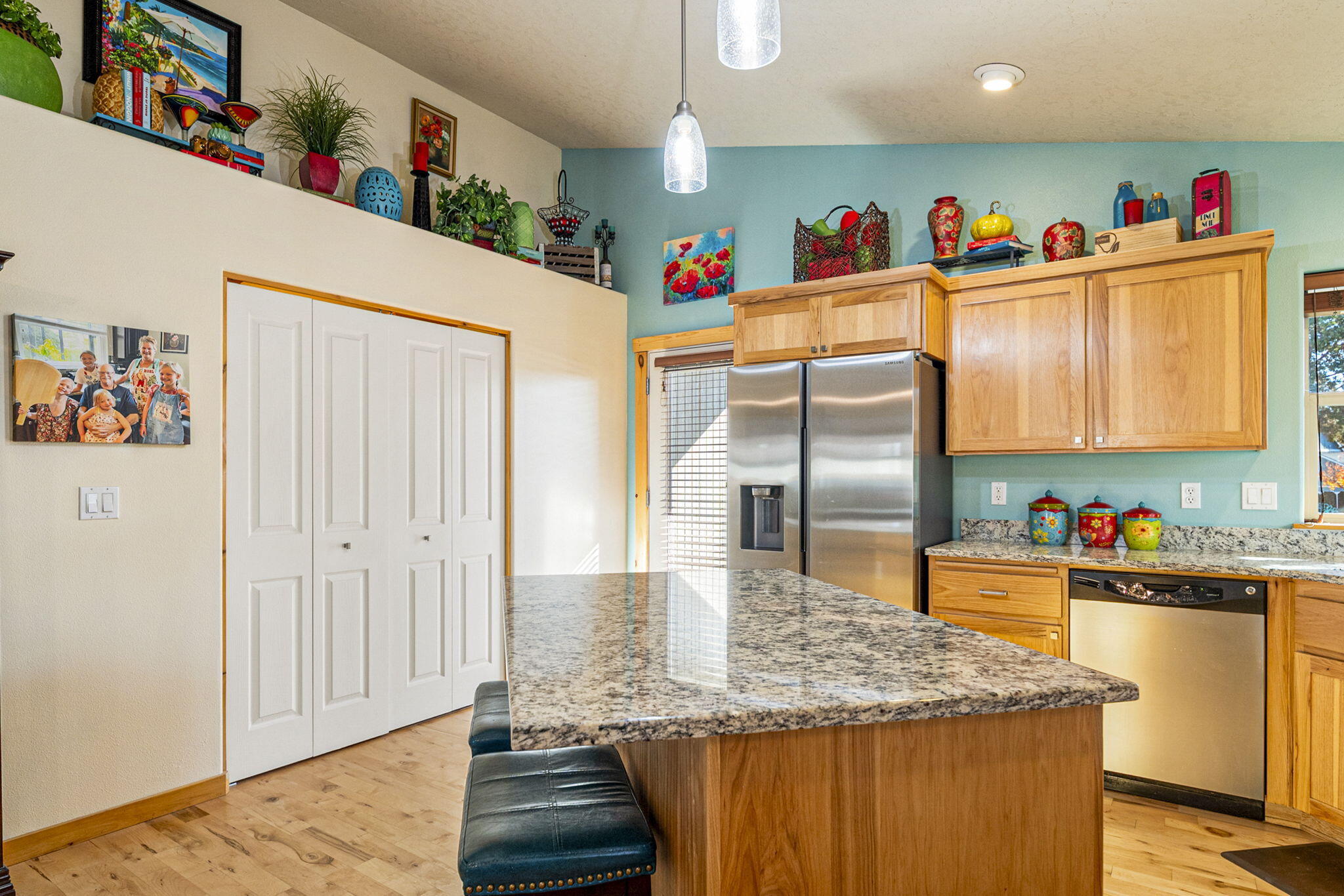 20542 Prospector Loop Bend, OR 97702 - Photo 11 of 33 11-web-or-mls-20542 Prospector Loop, Ben