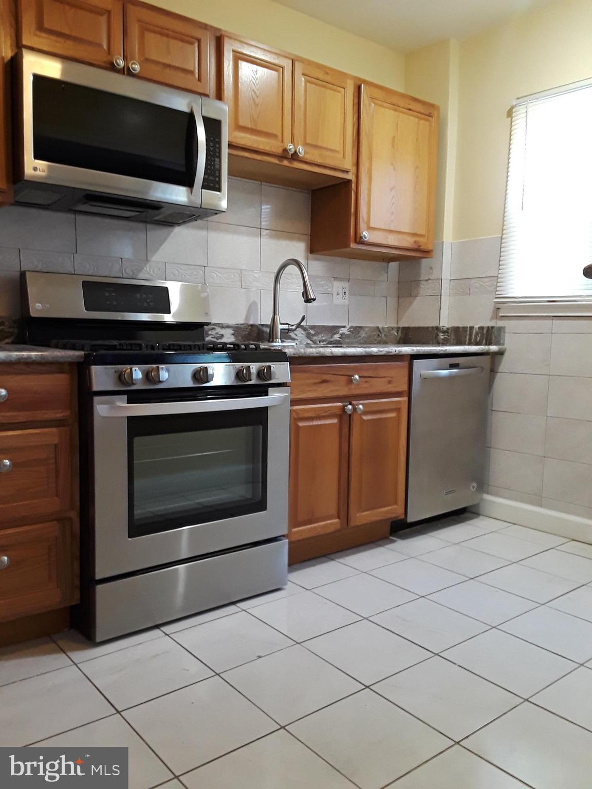 503 Brisbane Road Baltimore, MD 21229 - Photo 16 of 35