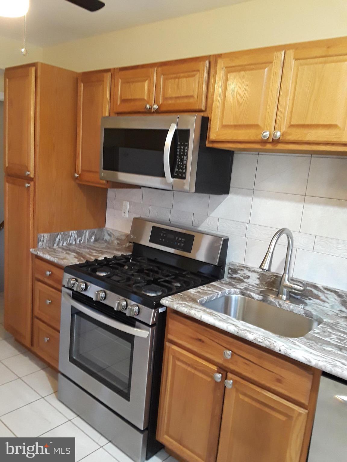 503 Brisbane Road Baltimore, MD 21229 - Photo 17 of 35