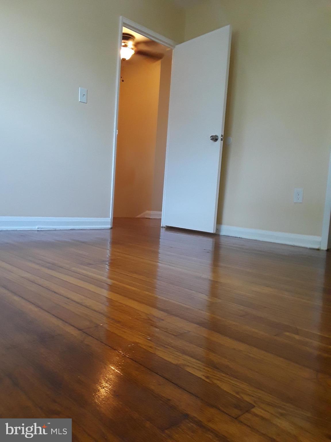 503 Brisbane Road Baltimore, MD 21229 - Photo 23 of 35
