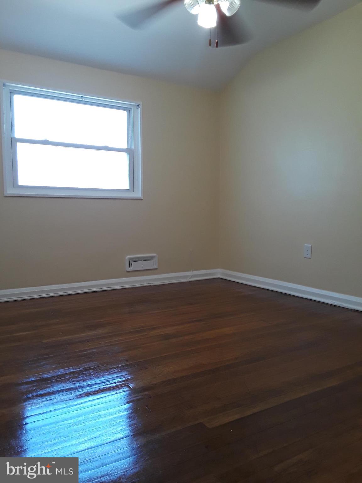 503 Brisbane Road Baltimore, MD 21229 - Photo 24 of 35
