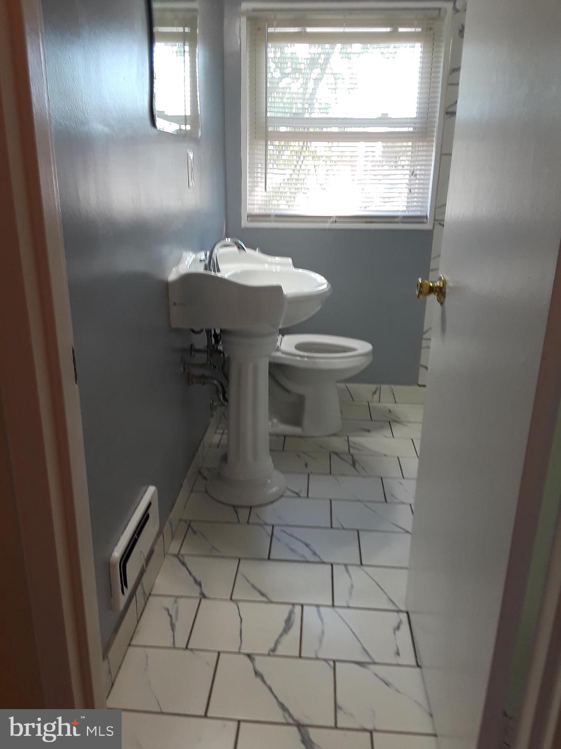 503 Brisbane Road Baltimore, MD 21229 - Photo 10 of 35