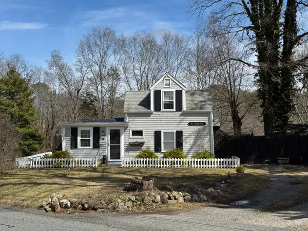 $495,000 | 36 Lovell's Lane, Mashpee, MA 02649