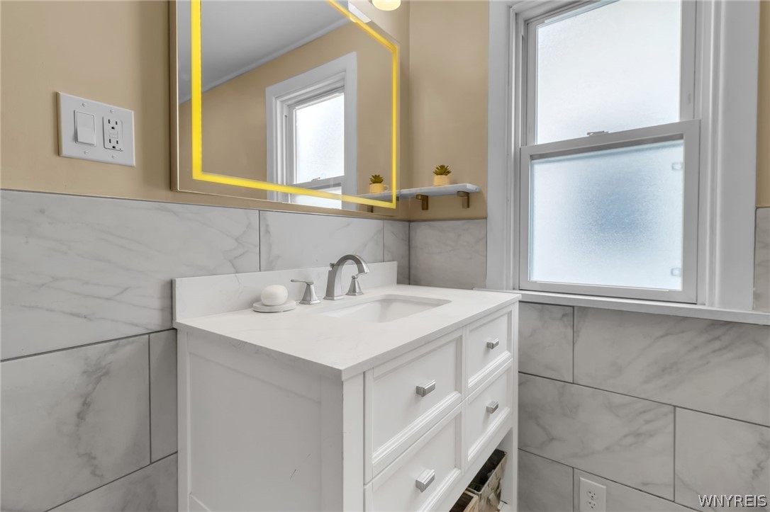 14 Donaldson Road Buffalo, NY 14208 - Photo 24 of 43