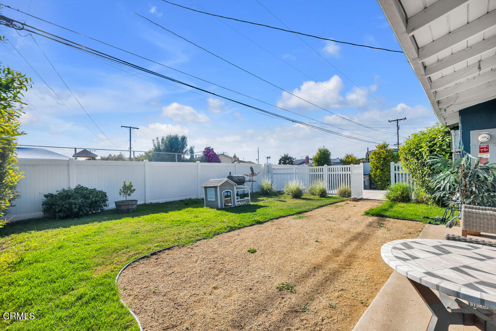 3151 Fournier Street Oxnard, CA 93033 - Photo 22 of 40 a view of a backyard with sitting area