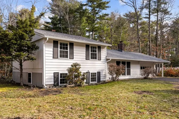 $689,900 | 90 Helena Road, Marshfield, MA 02050