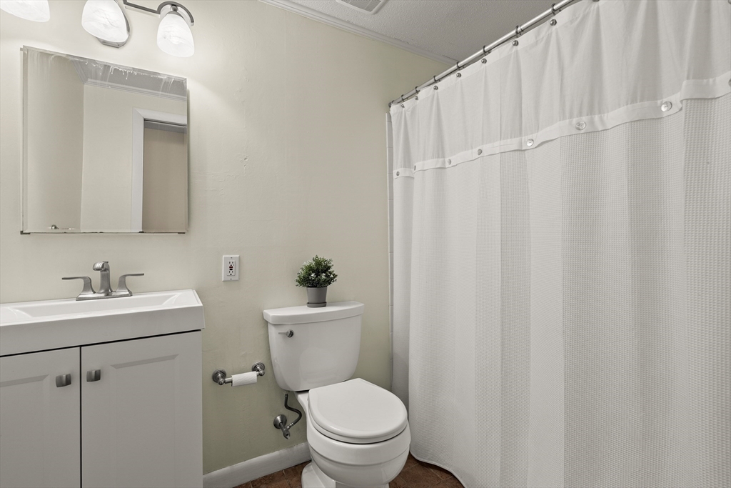 90 Helena Road Marshfield, MA 02050 - Photo 18 of 28