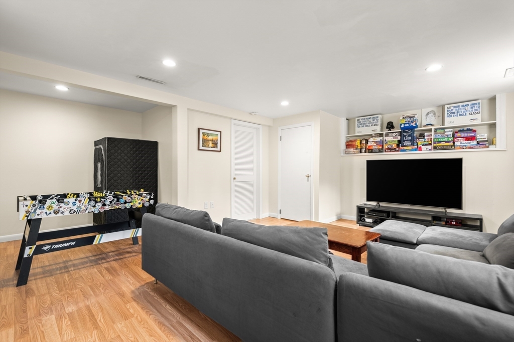 90 Helena Road Marshfield, MA 02050 - Photo 22 of 28