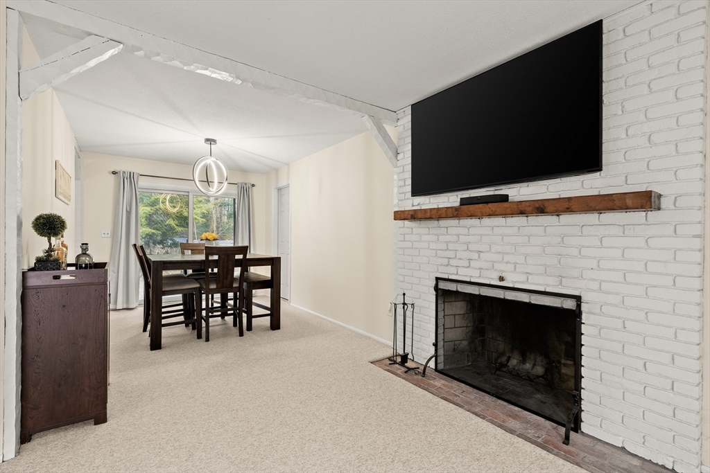 90 Helena Road Marshfield, MA 02050 - Photo 9 of 28