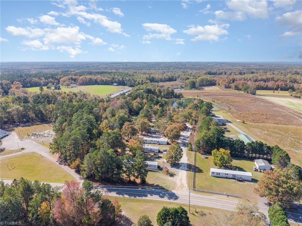 111 Bambi Lane Carthage, NC 28327 - Photo 2 of 11