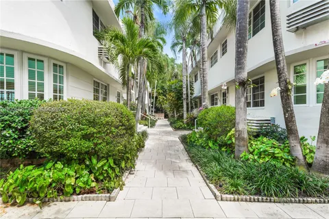 $350,000 | 1601 Lenox Avenue, Unit 160110, Miami Beach, FL 33139