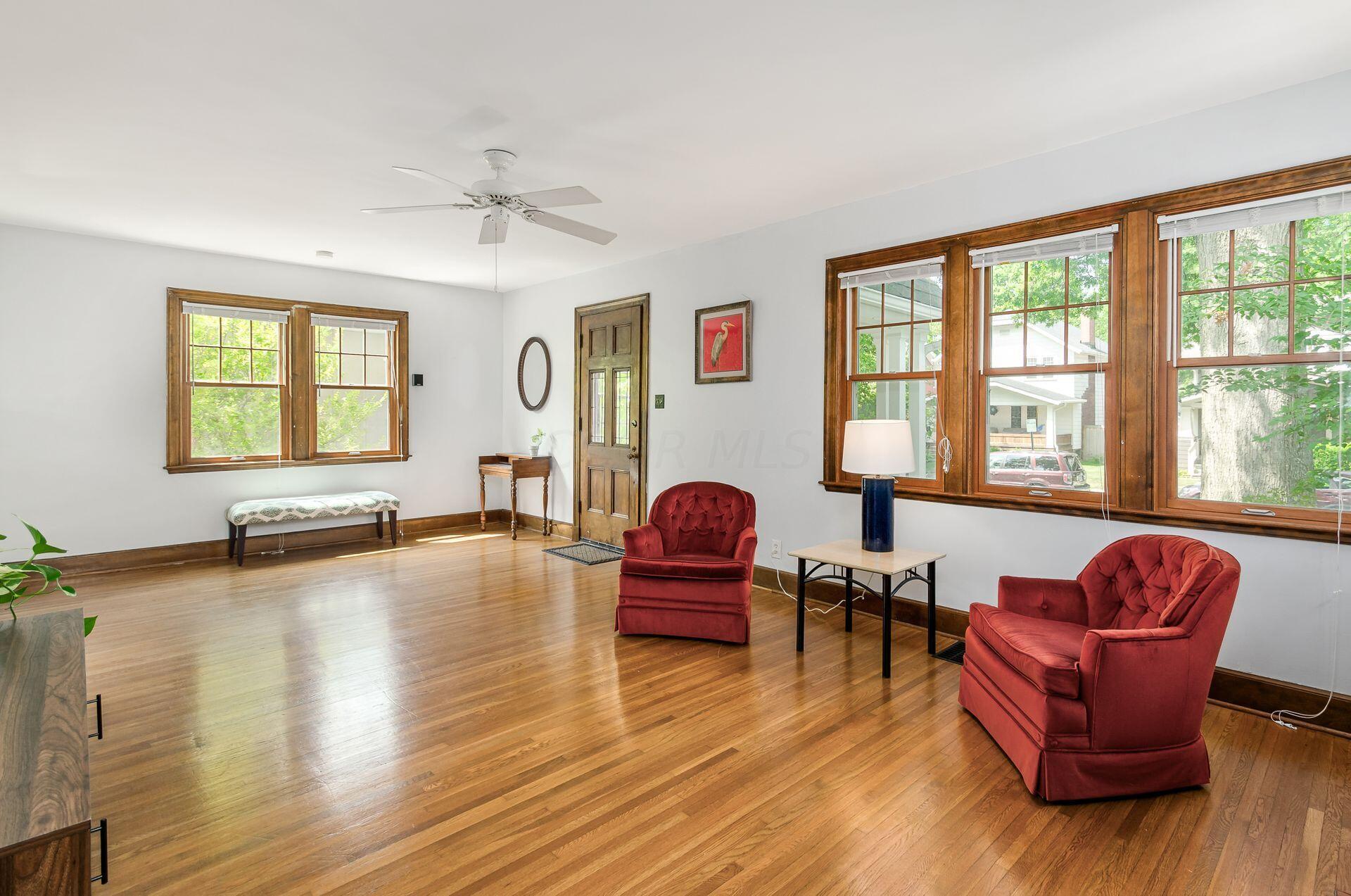 806 South Cassingham Road Columbus, OH 43209 - Photo 12 of 38 009_ Rd Columbus OH 43209 USA