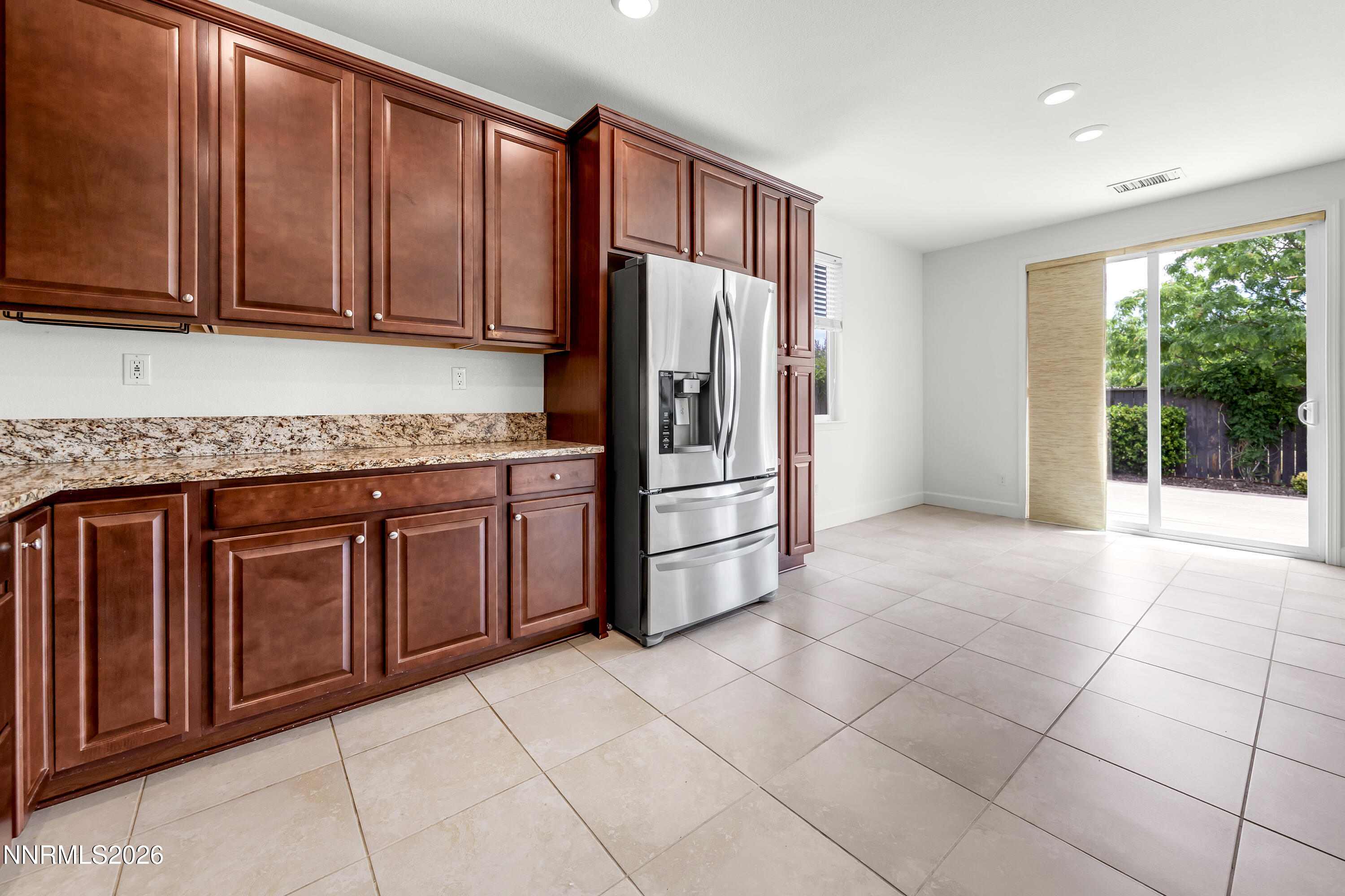 6976 Woodward Road Sparks, NV 89436 - Photo 11 of 46 Woodward6976-011