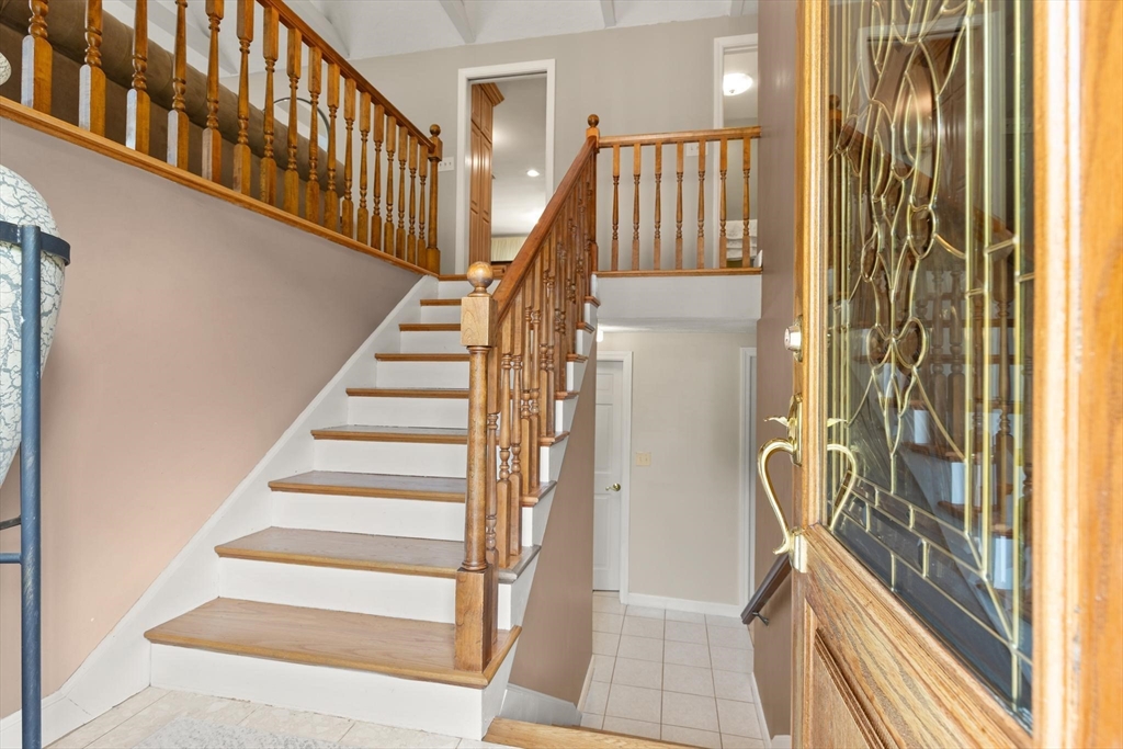 71 Poulos Road Braintree, MA 02184 - Photo 4 of 38 Gallery Image 4