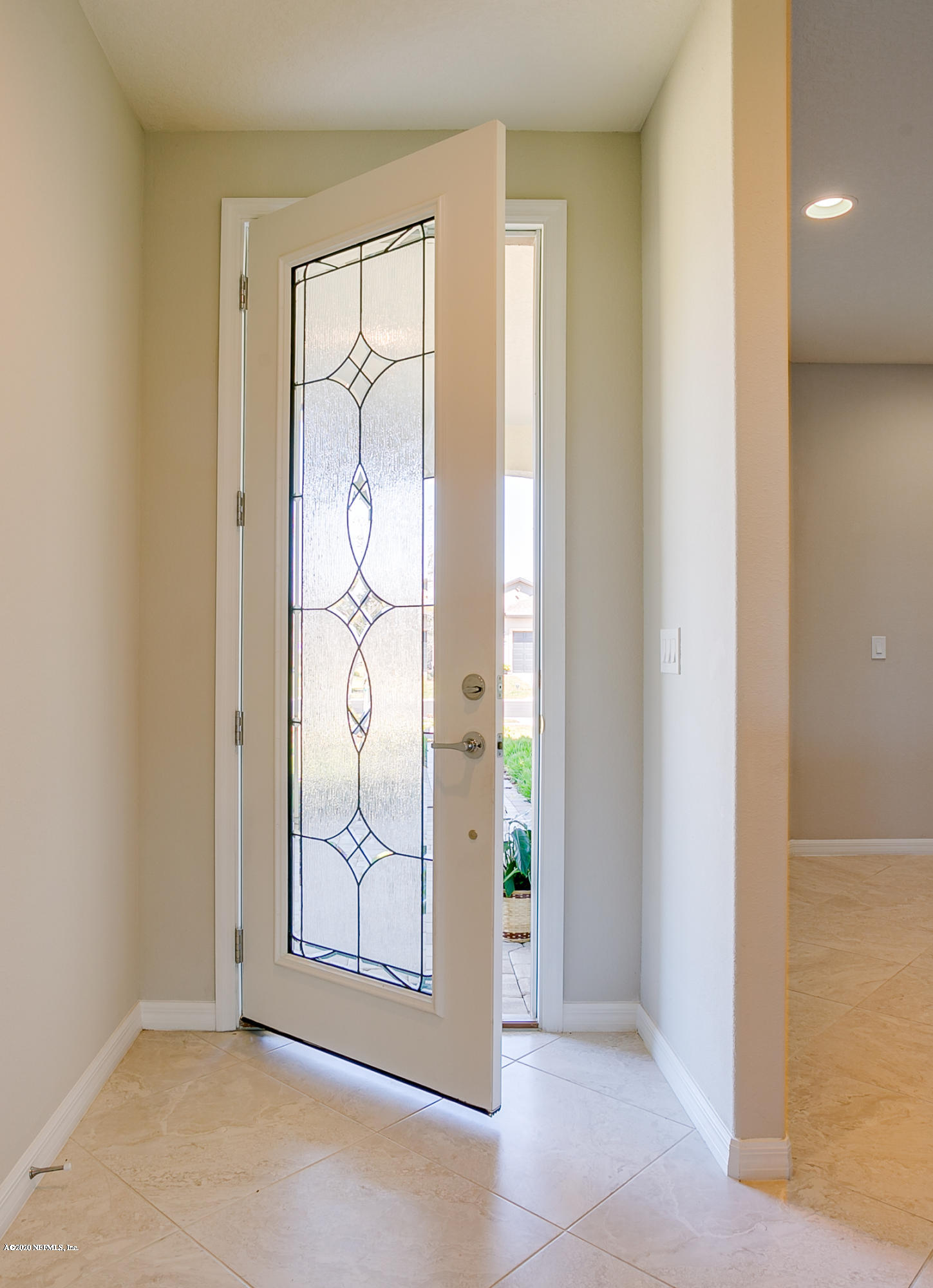 28 Forest Spring Drive Ponte Vedra, FL 32081 - Photo 5 of 34 Foyer