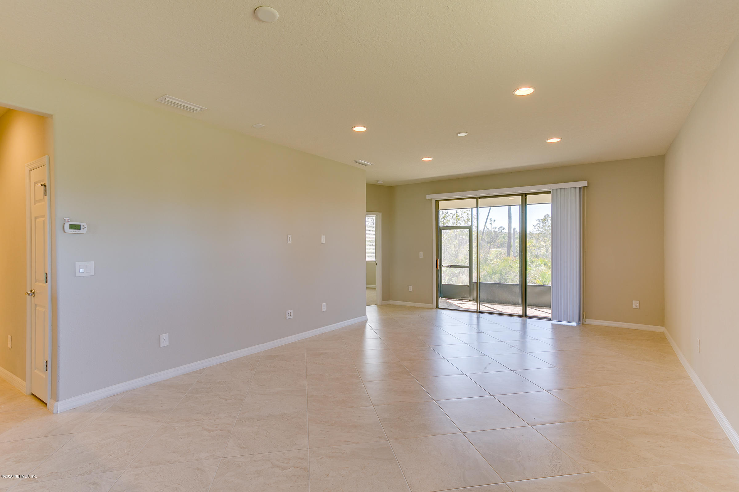 28 Forest Spring Drive Ponte Vedra, FL 32081 - Photo 10 of 34 Dining - Living Room