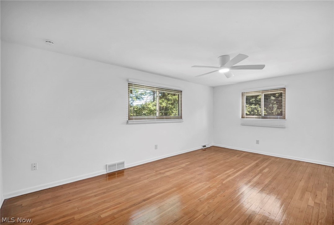 4915 Fairlawn Road Cleveland, OH 44124 - Photo 17 of 50