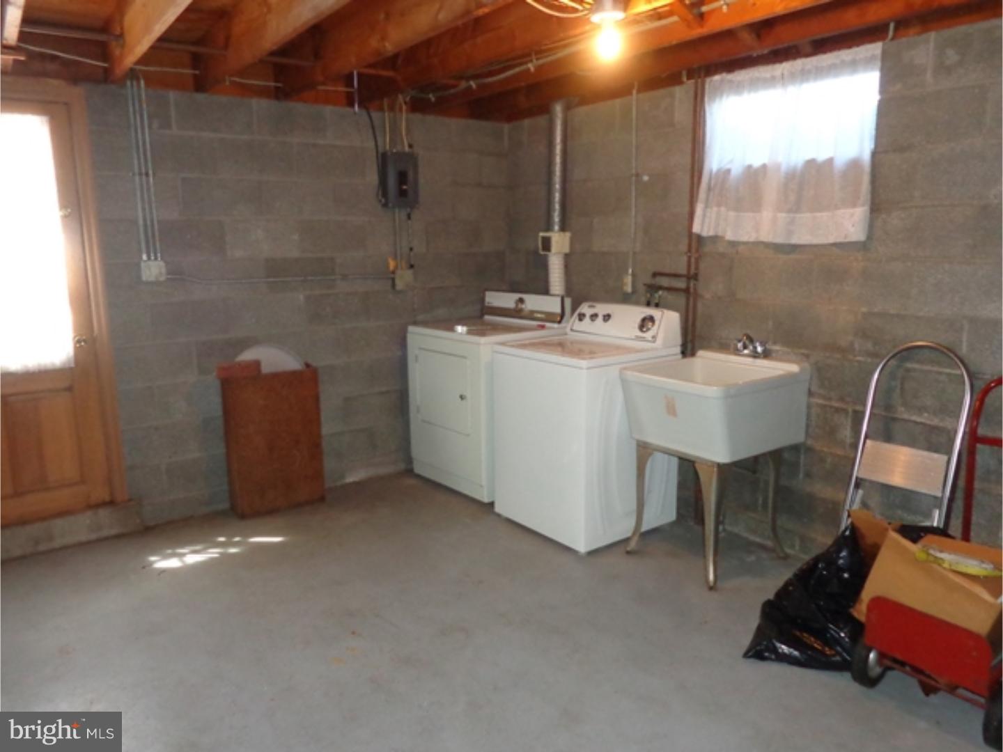 81 Peach Tree Lane Sinking Spring, PA 19608 - Photo 18 of 24 Laundry Room