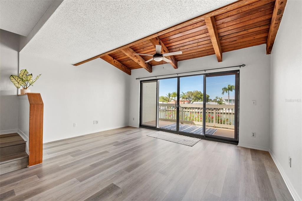 320 Windrush Boulevard, Unit 3 Indian Rocks Beach, FL 33785 - Photo 24 of 40 Gallery Image 24