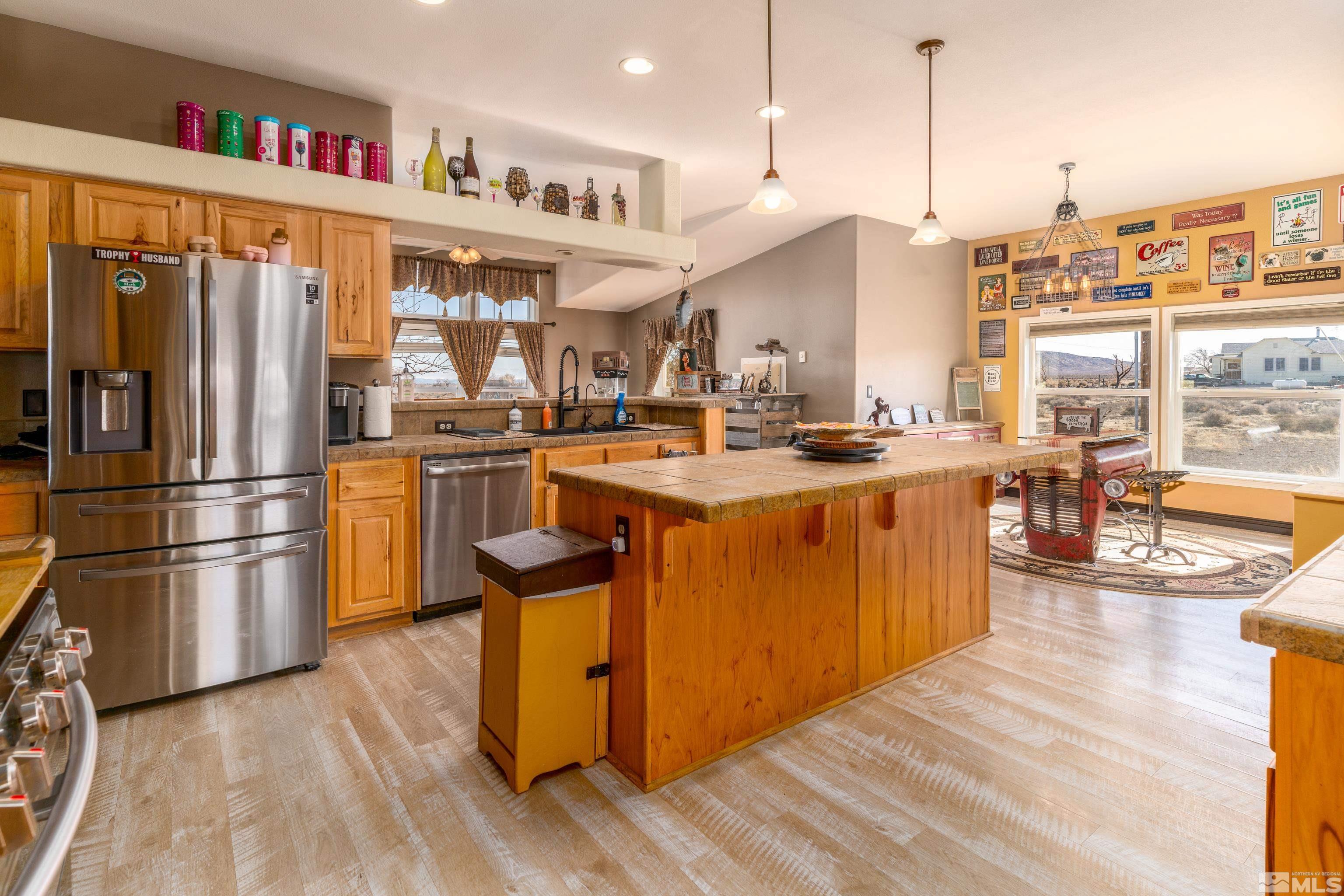 17427 Bango Road Fernley, NV 89408 - Photo 8 of 37 Photo 8