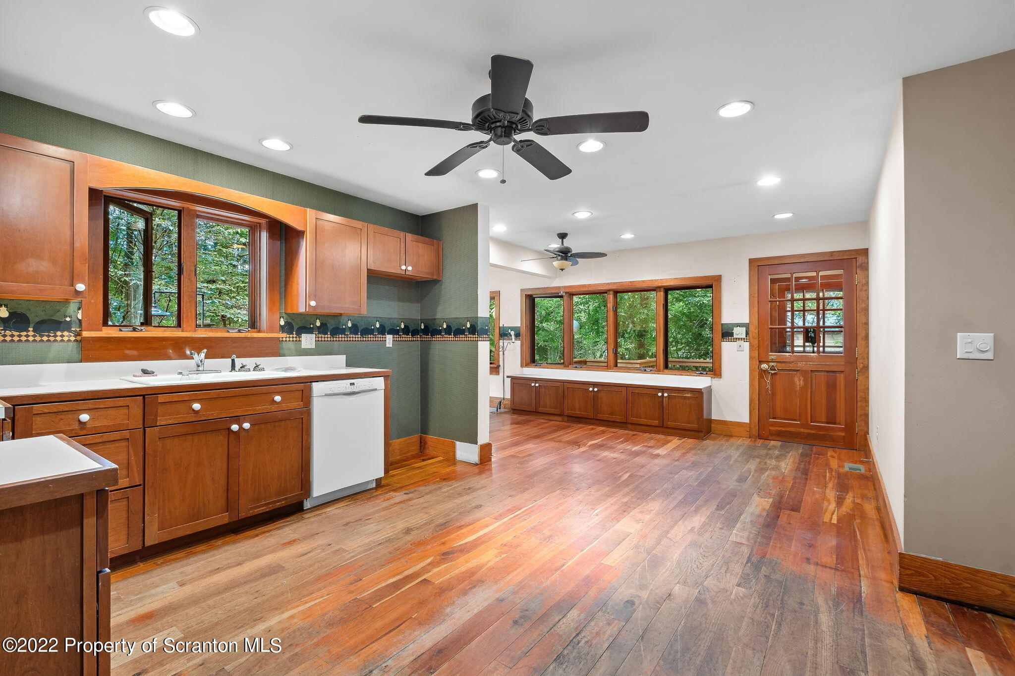 188 Marshbrook Road Dalton, PA 18414 - Photo 16 of 58 Gallery Image 16
