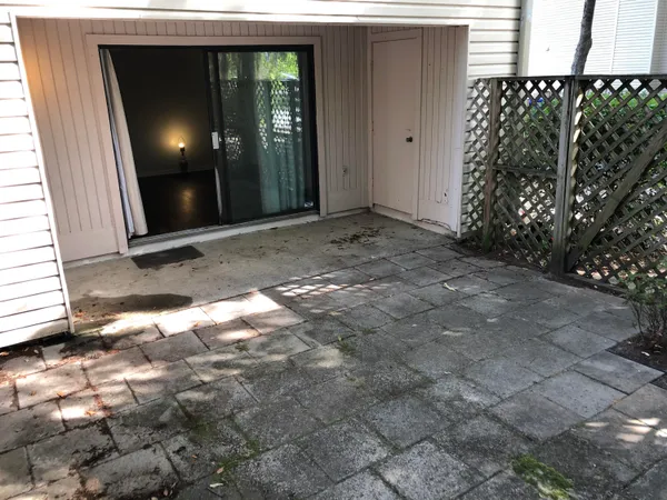 $1,850 | 87 Ashley Hall Plantation Road, Unit 1, Charleston, SC 29407