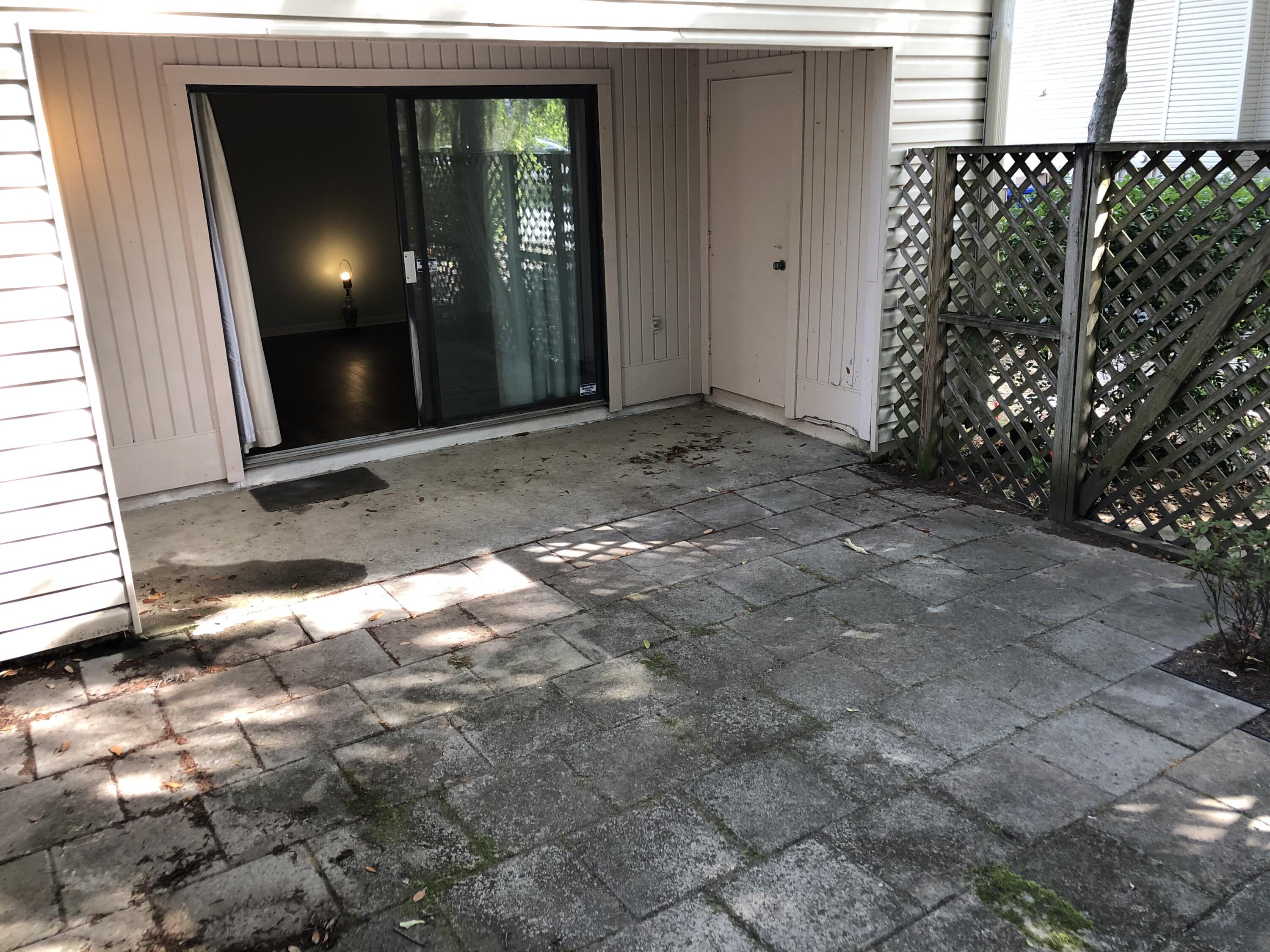 87 Ashley Hall Plantation Road, Unit 1 Charleston, SC 29407 - Photo 7 of 20 IMG_5974