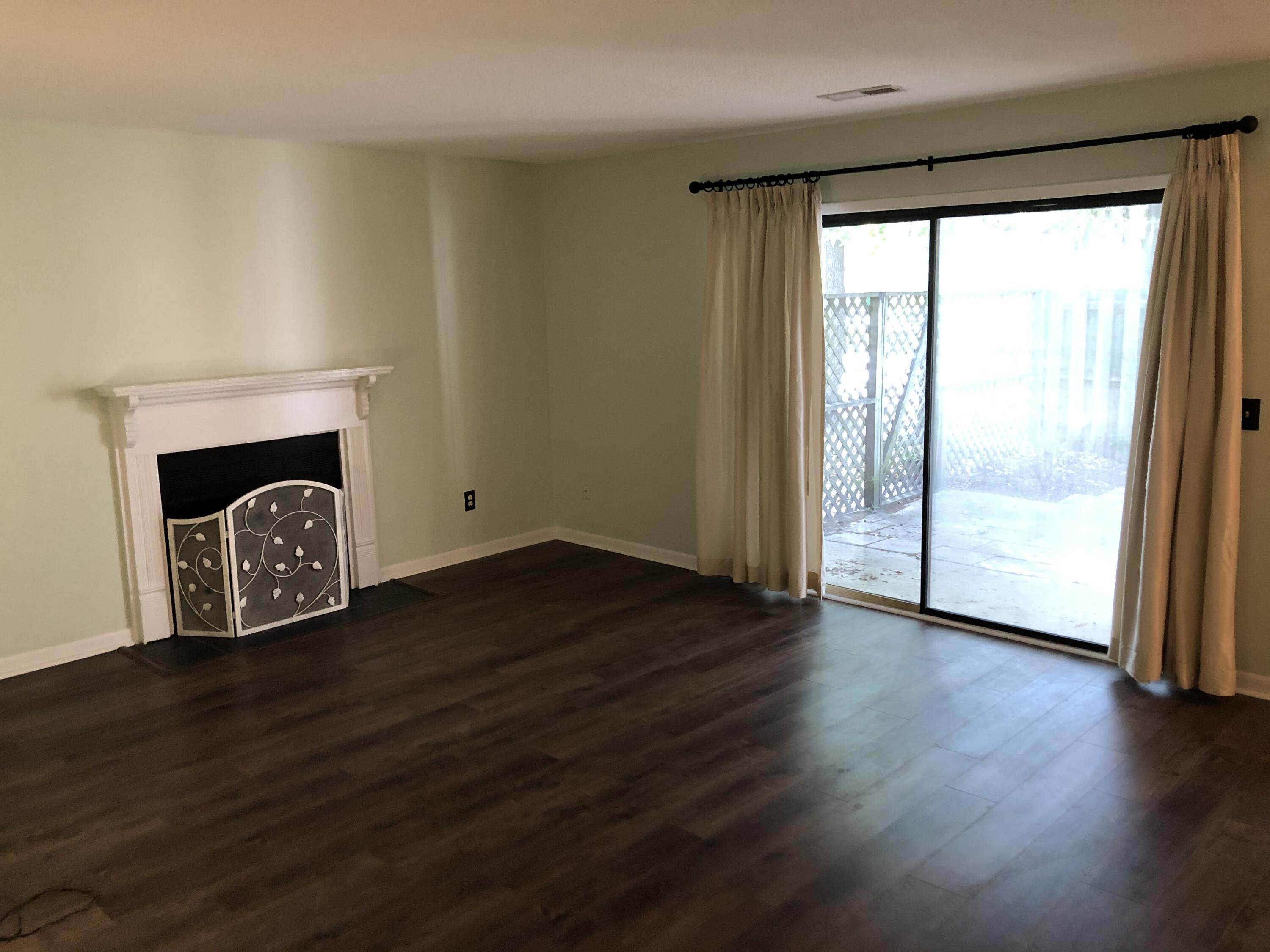 87 Ashley Hall Plantation Road, Unit 1 Charleston, SC 29407 - Photo 8 of 20 IMG_5977