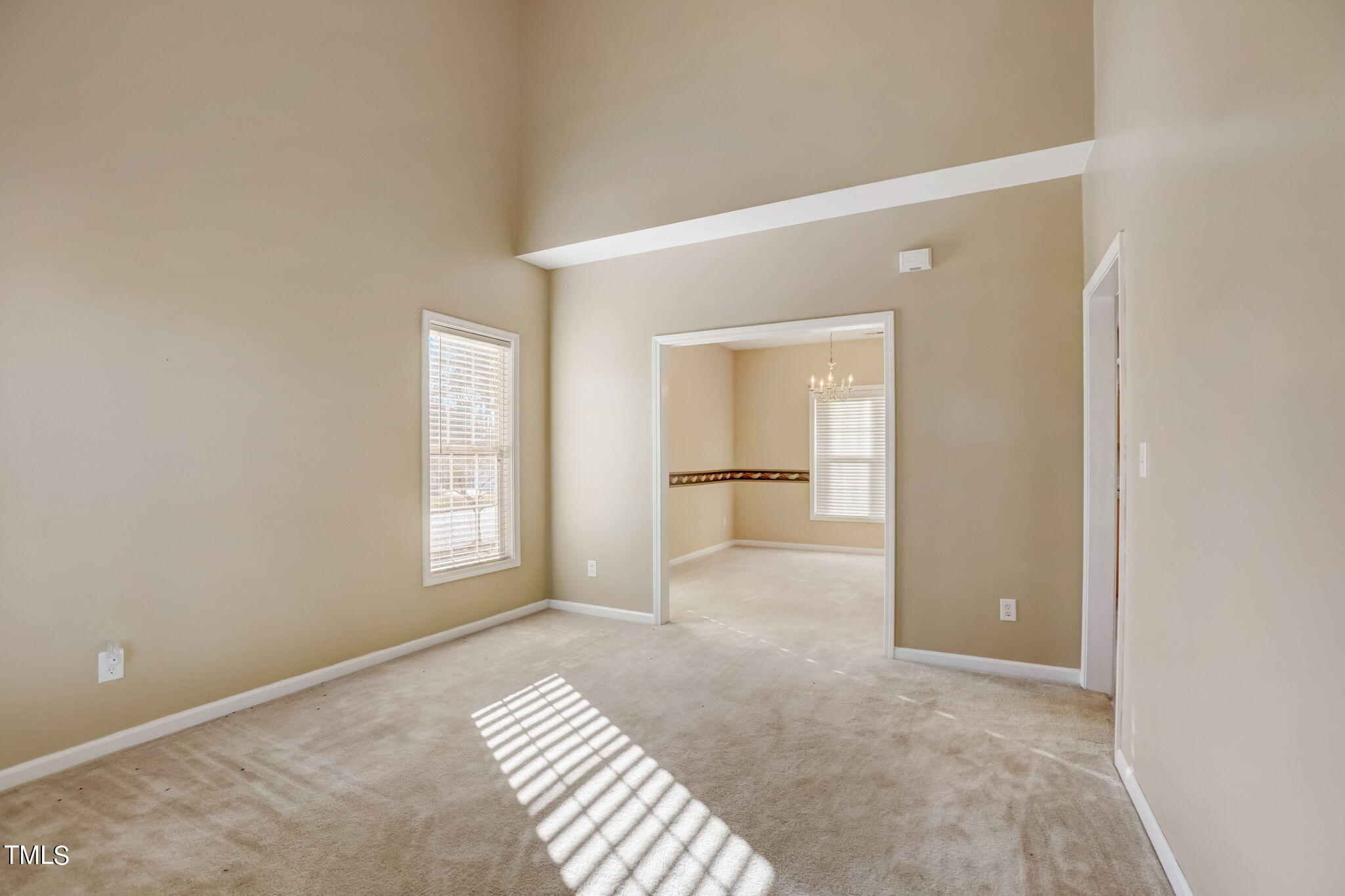 728 Trout Lilly Place Raleigh, NC 27610 - Photo 5 of 34 6-web-or-mls-Trout Lilly Pl-006