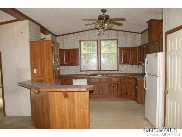 70 High Point Road Weaverville, NC 28787 - Photo 3 of 18 Gallery Image 3