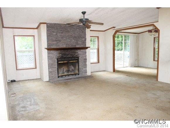 70 High Point Road Weaverville, NC 28787 - Photo 4 of 18 Gallery Image 4