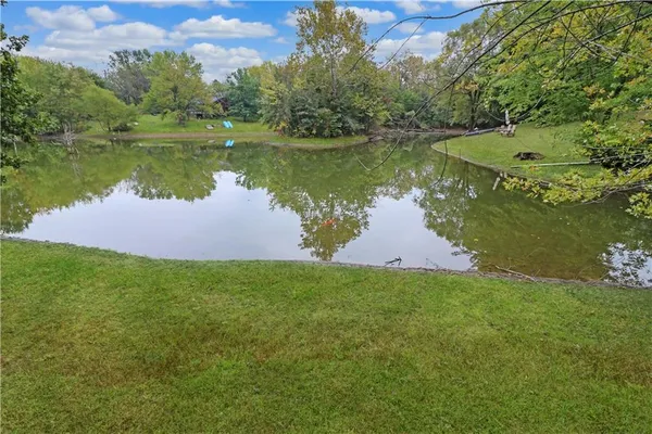 $470,000 | 17 Northeast 465th Road, Warrensburg, MO 64093